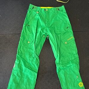 Sessions Supreme green snowboard skit pants